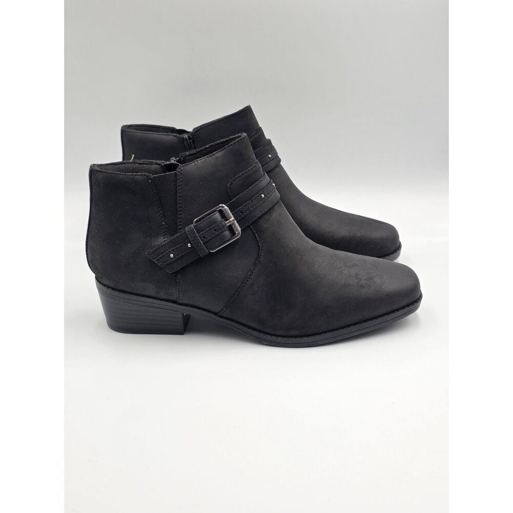 Clarks Danyelle Wish Black Oily Leather Boots Size 9 Wide Booties Heeled Buckle